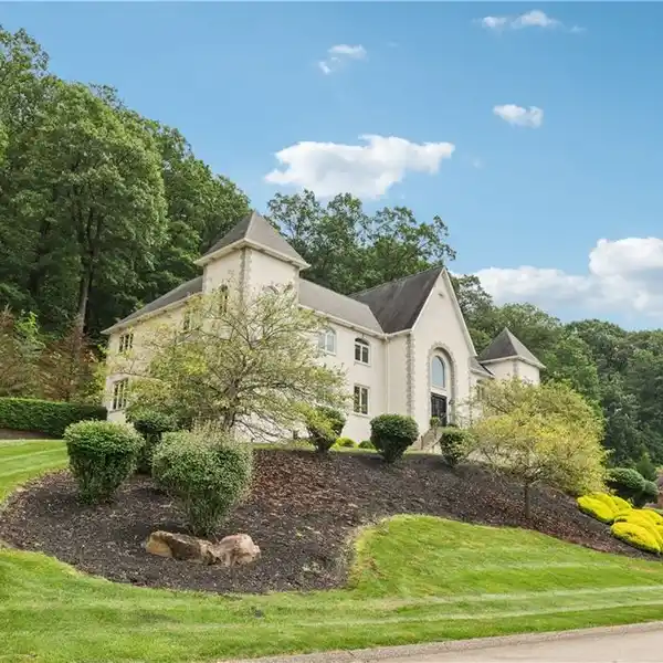 EXQUISITELY TRANSFORMED CUSTOM HOME