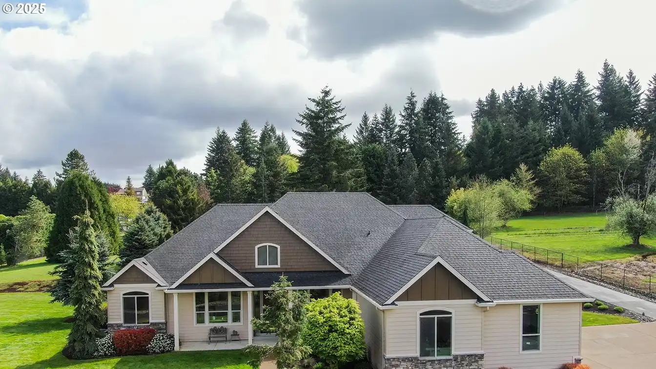 Beautiful Home in Gated Hockinson Village