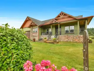 Peaceful Monroe Rambler with Stunning Mountain Views