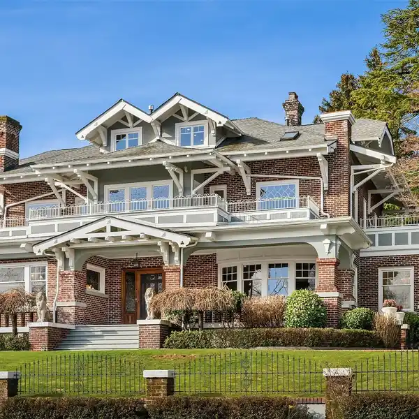 THE CLIFTON STUART MANSION