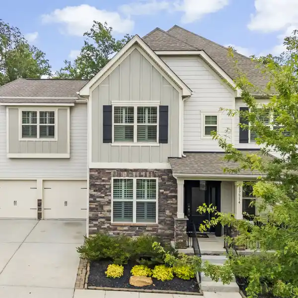 WONDERFUL DAVIDSON HOME