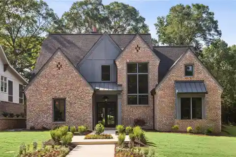 Flawless New Construction Near the Marietta Square