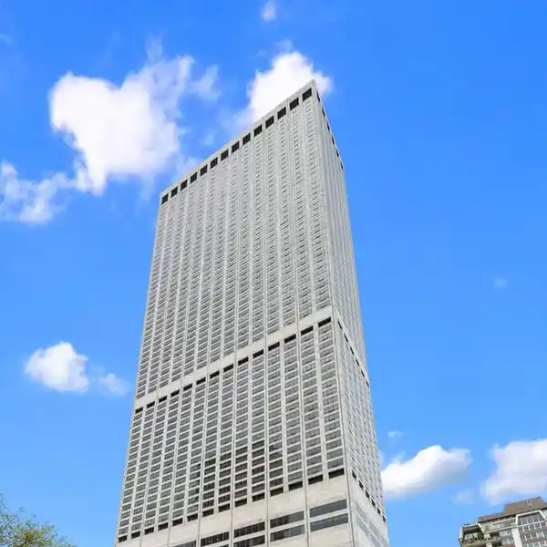 THE ULTIMATE IN URBAN LUXURY