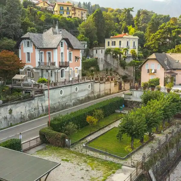 ELEGANT PERIOD VILLA