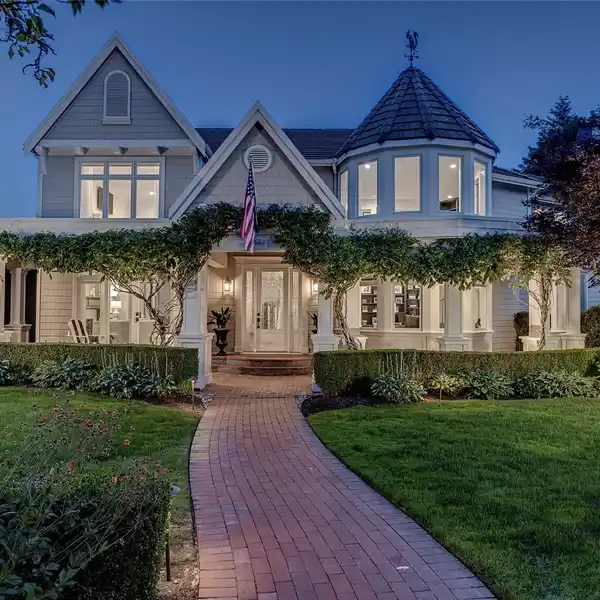 COMPLETELY REIMAGINED HOME OFFERING RESORT-STYLE LIVING