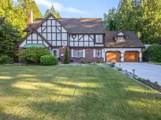 Custom Home on over an Acre in Sought-after Cedar Ridge