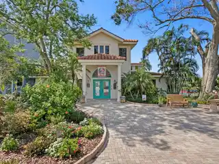 Extraordinary Waterfront Estate