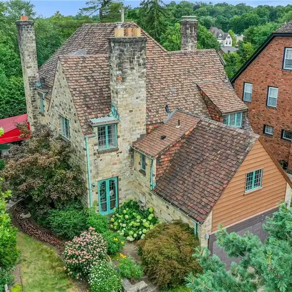 STUNNING STONE ESTATE HOME IN DESIRABLE PITTSBURGH AREA