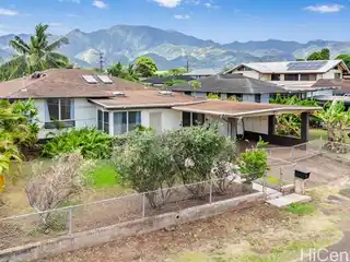 Upgraded Plantation-style Home Near the Beach