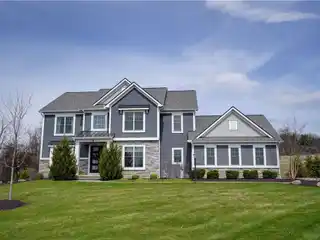Spacious Quality-built Home in Coventry Ridge