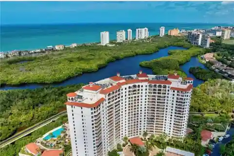 Spacious Three Bedroom Residence with Direct Gulf View
