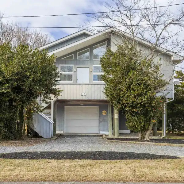 LOVINGLY CARED FOR HOME IN IDEAL LOCATION