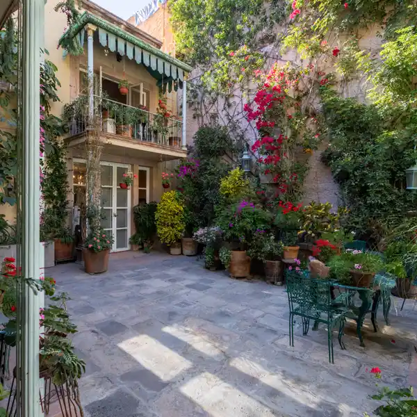 SOLLANO 44 — TIMELESS ELEGANCE IN THE HEART OF SAN MIGUEL
