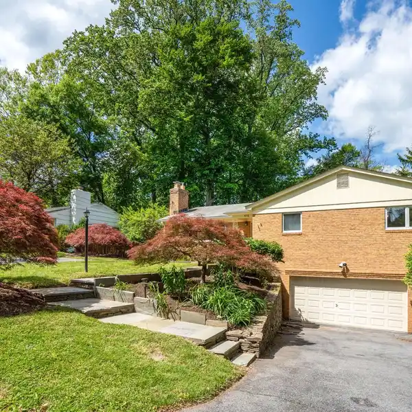 BEAUTIFULLY UPDATED RAMBLER WITH ROOM TO GROW