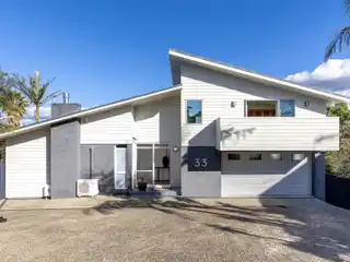 Classic 1970s Kiwi Home with Modern Flair