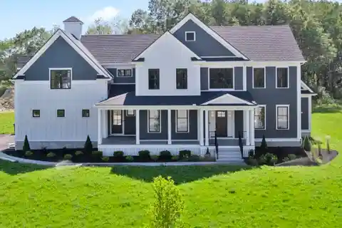 Award-Winning Design in Weeping Willow Estates