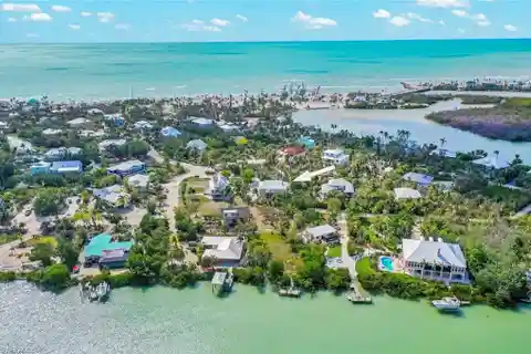 Beautifully Appointed Home on Sanibel Island