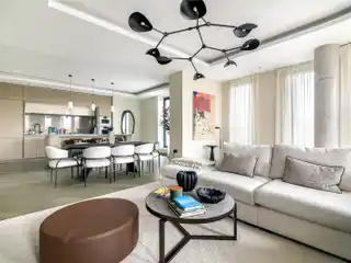 Exceptional Apartment with Hyde Park Views