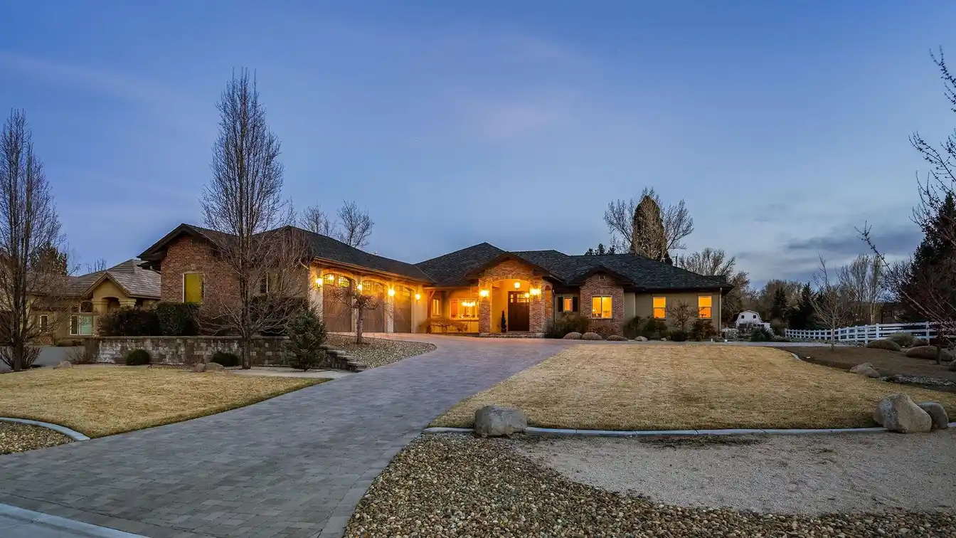 Immaculate One-level Home