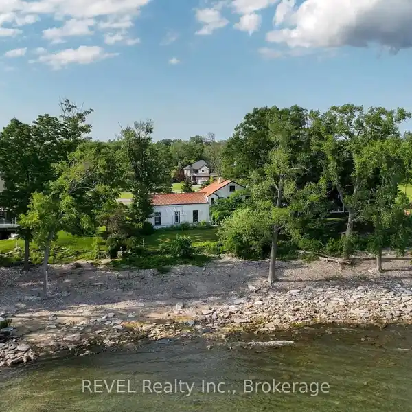 UNIQUE LAKEFRONT OPPORTUNITY