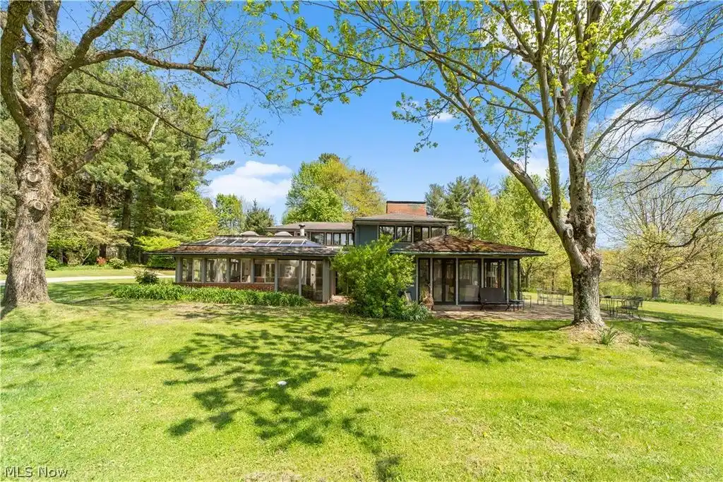 Breathtaking 20-acre Property
