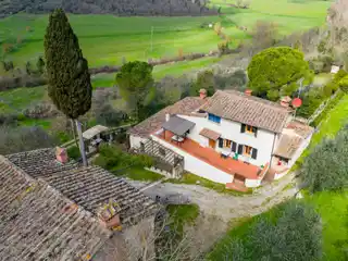 Beautiful Property Situated on the Hills of Florence