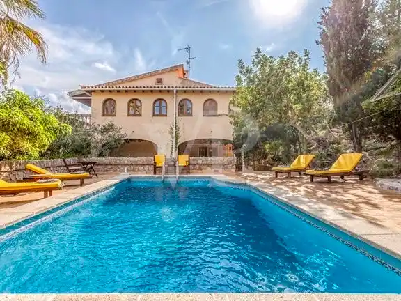 FINCA WITH GUEST HOUSE AND TWO POOLS IN PUERTO POLLENSA