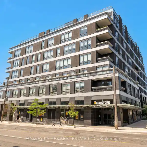 EXCEPTIONAL RESIDENCE IN A GORGEOUS BOUTIQUE BUILDING