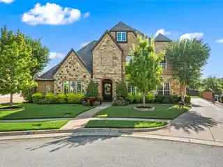 Wonderfully Maintained Executive Home in Camden Park