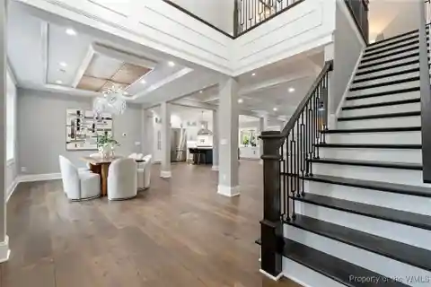 Stunning Home in Sought-after Shellbank Woods