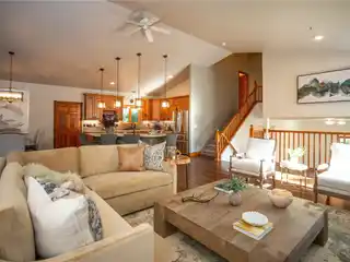 Peaceful Luxury Living in Desirable Silver Spur