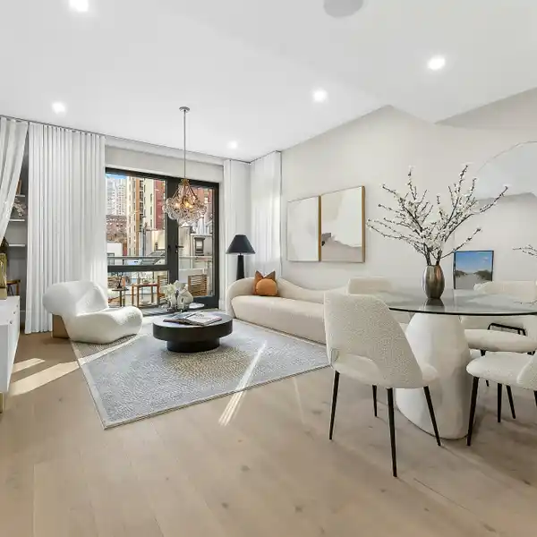 THREE BEDROOM RESIDENCE WITH MULTIPLE TERRACES