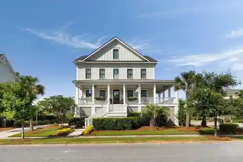 Elevated Living in a Desirable Community
