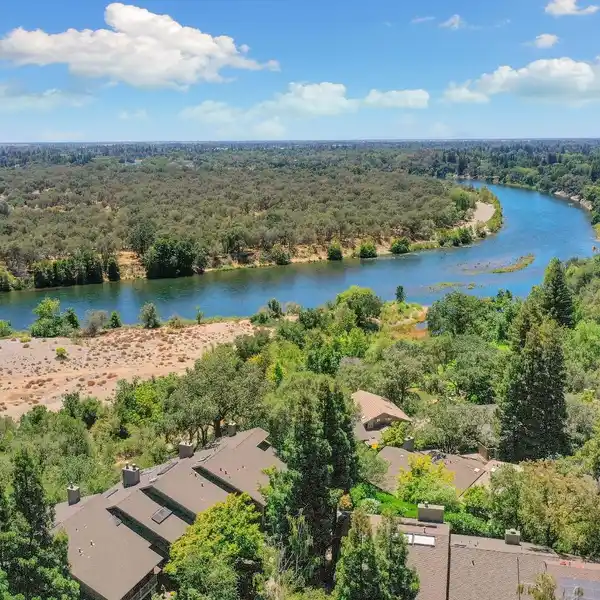BEAUTIFULLY REMODELED RIVERWOOD HOME