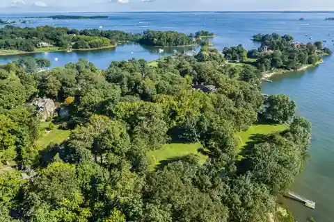 Waterfront Building Lot in the Indian Harbor Association