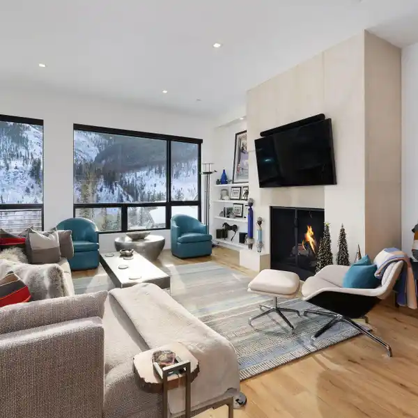 ULTIMATE MOUNTAIN RETREAT