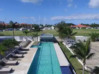 Las Brisas