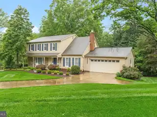 Stunning Vienna Colonial