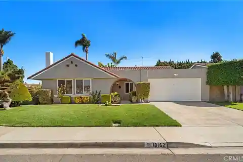 Sunlit Single-Story with Elegant Outdoor Living