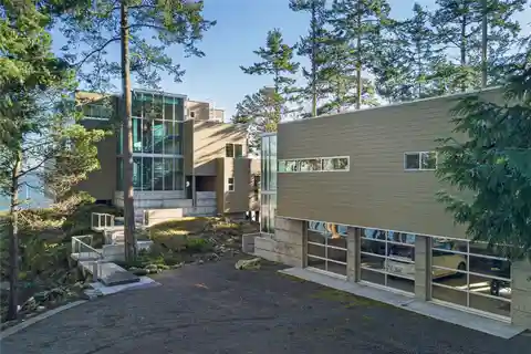 Stunning Glass and Steel Home