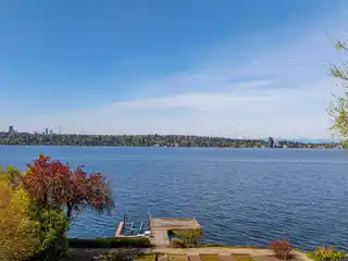 Extraordinary Lake Washington Retreat
