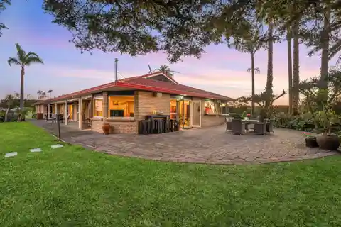Fantastic Lifestyle Property with Great Rural Views