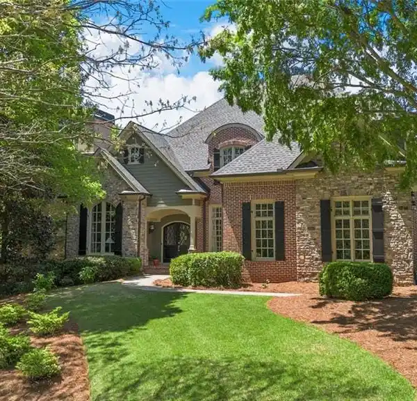 TIMELESS ELEGANCE IN LAKE AT COOPER SANDY