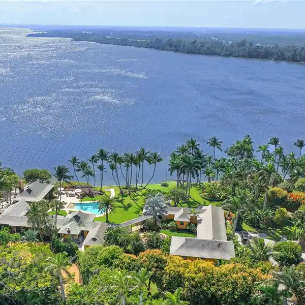 RARE OPPORTUNITY ON JUPITER ISLAND