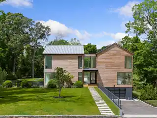 Exquisite New Sag Harbor Construction