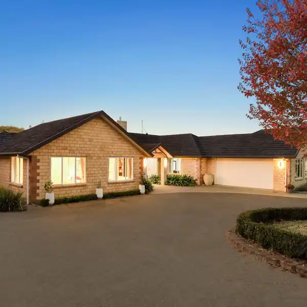 PRIVATE FAMILY ESTATE WITH LUXE RENOVATION