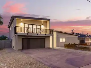 New Contemporary Home Near Old Town Scottsdale