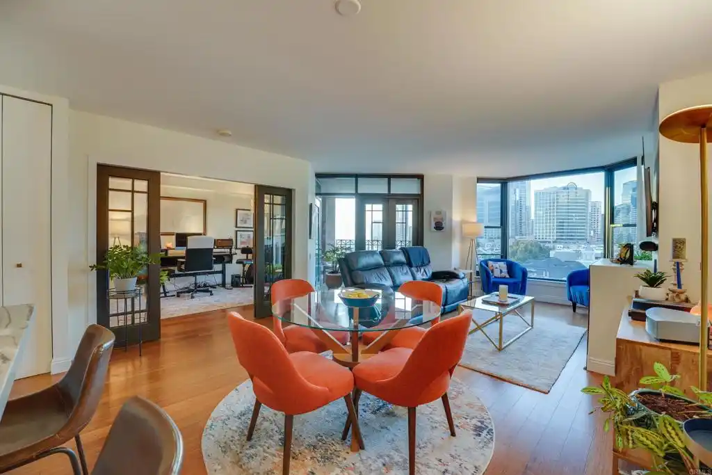 Modern Downtown Living Meets Timeless Elegance