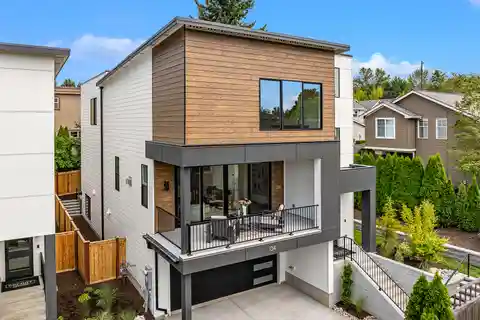 Brand New Modern Home in Moss Bay