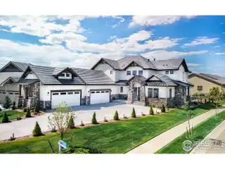 Beautiful Custom Home in Heron Lakes